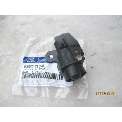 MOTOR KAPUT AÇIK SİNYAL SİVİÇİ HYUNDAI İ30 2007-2012